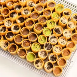 Mixed Roll Distributions
